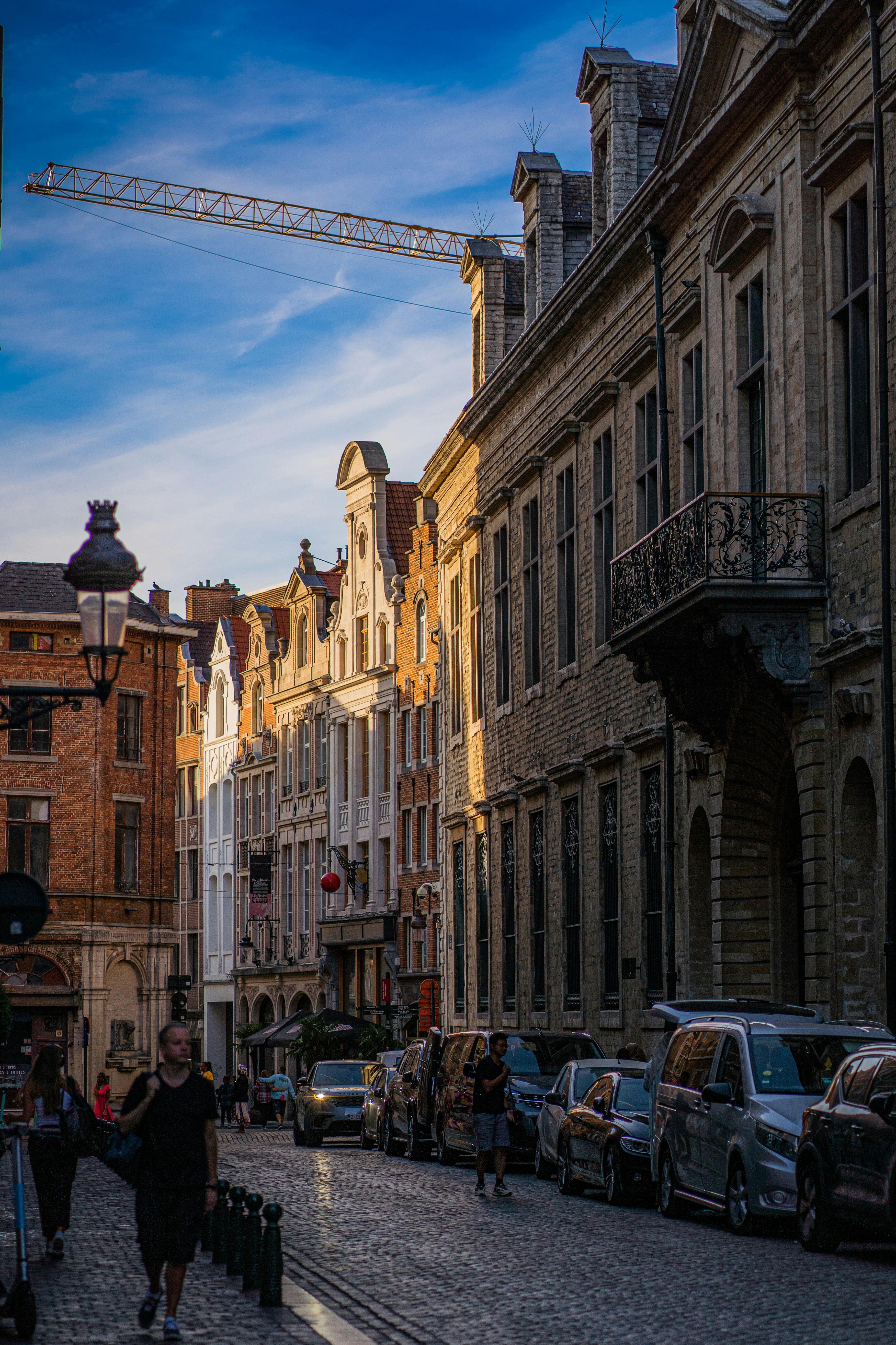 Brussels Top Attractions scenic cityscape of Brussels, European architecture, historic streets