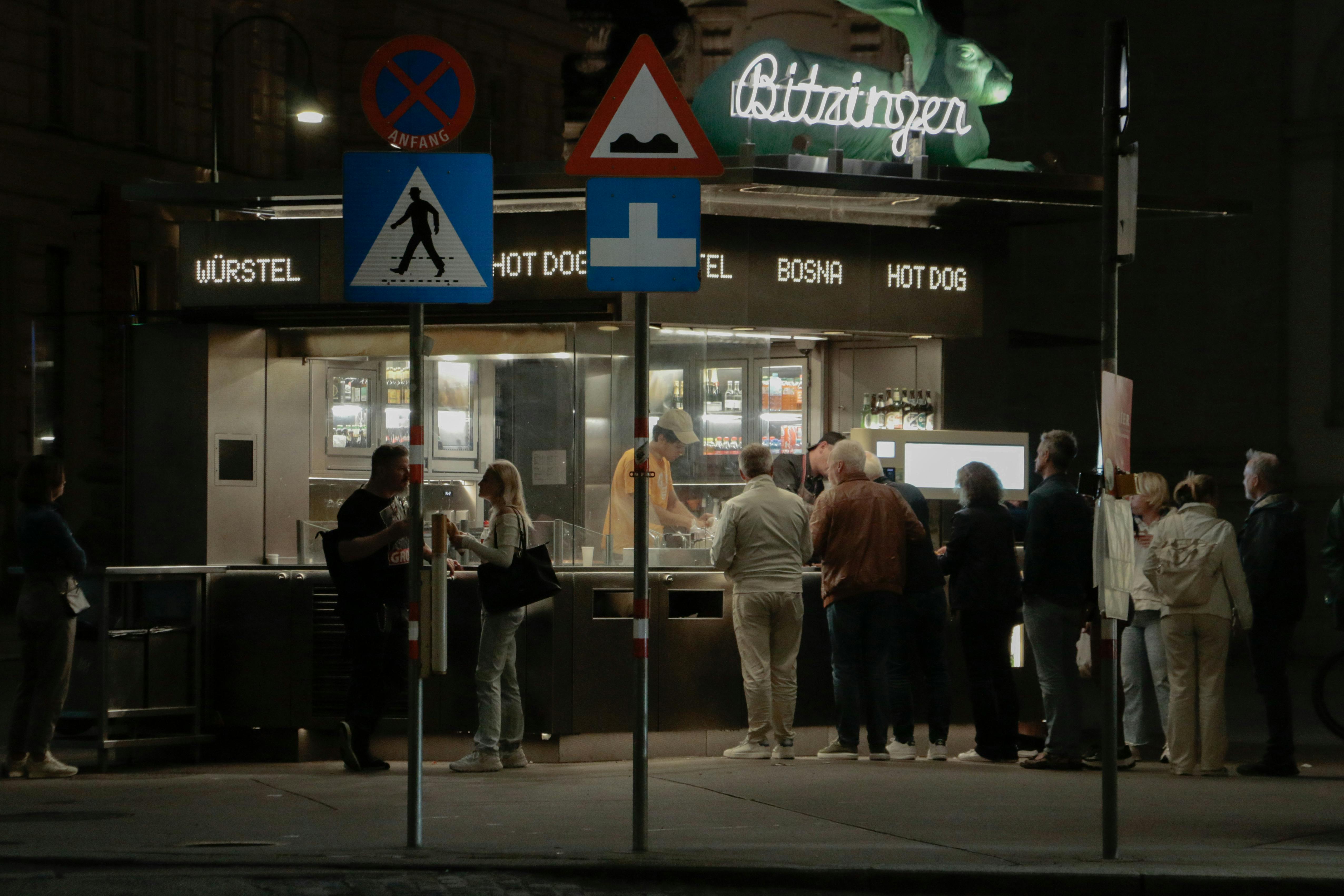 Vienna Travel Guide Viennese coffeehouse and culinary scene