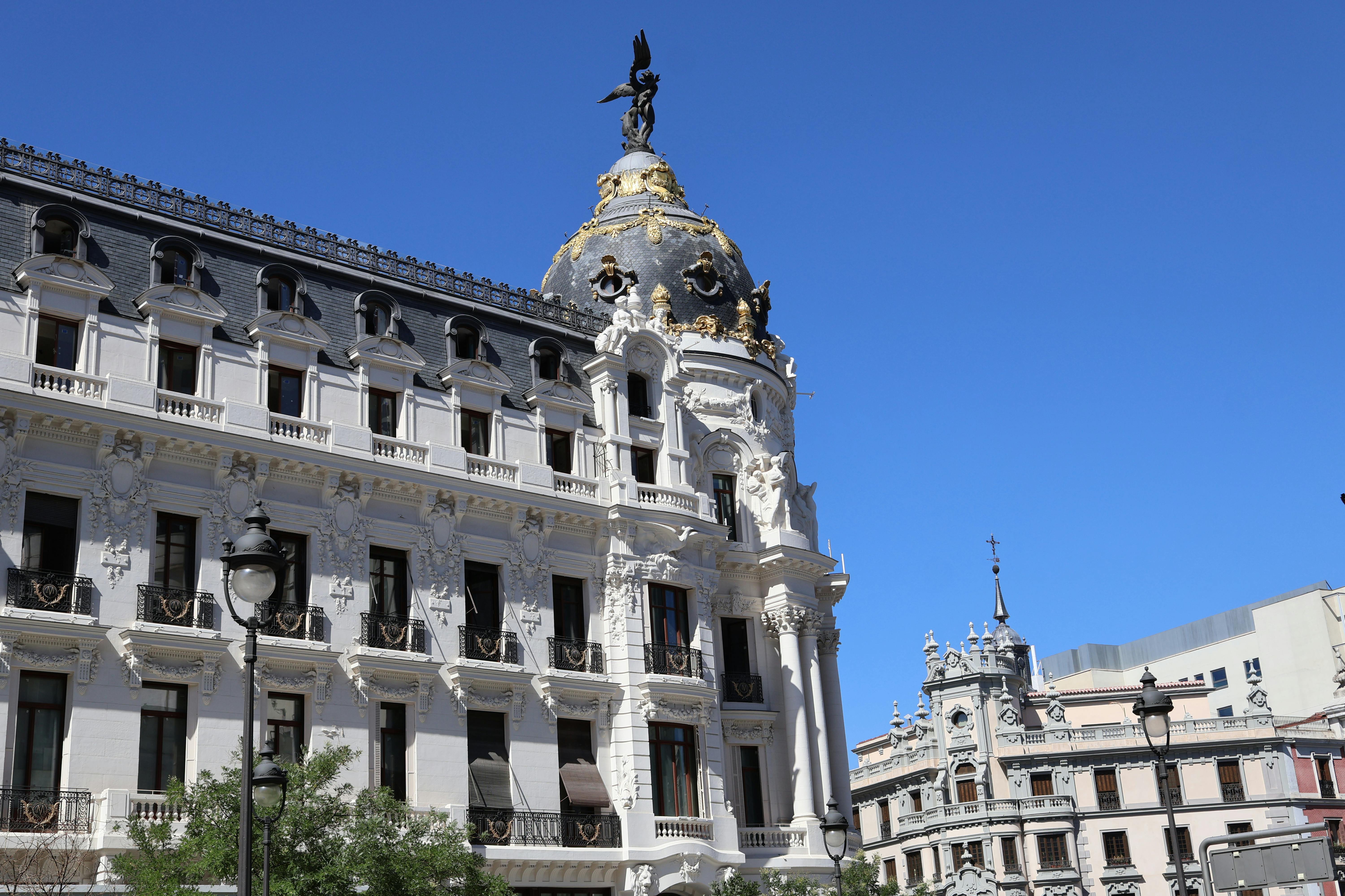 Madrid Budget Travel Guide scenic cityscape of Madrid