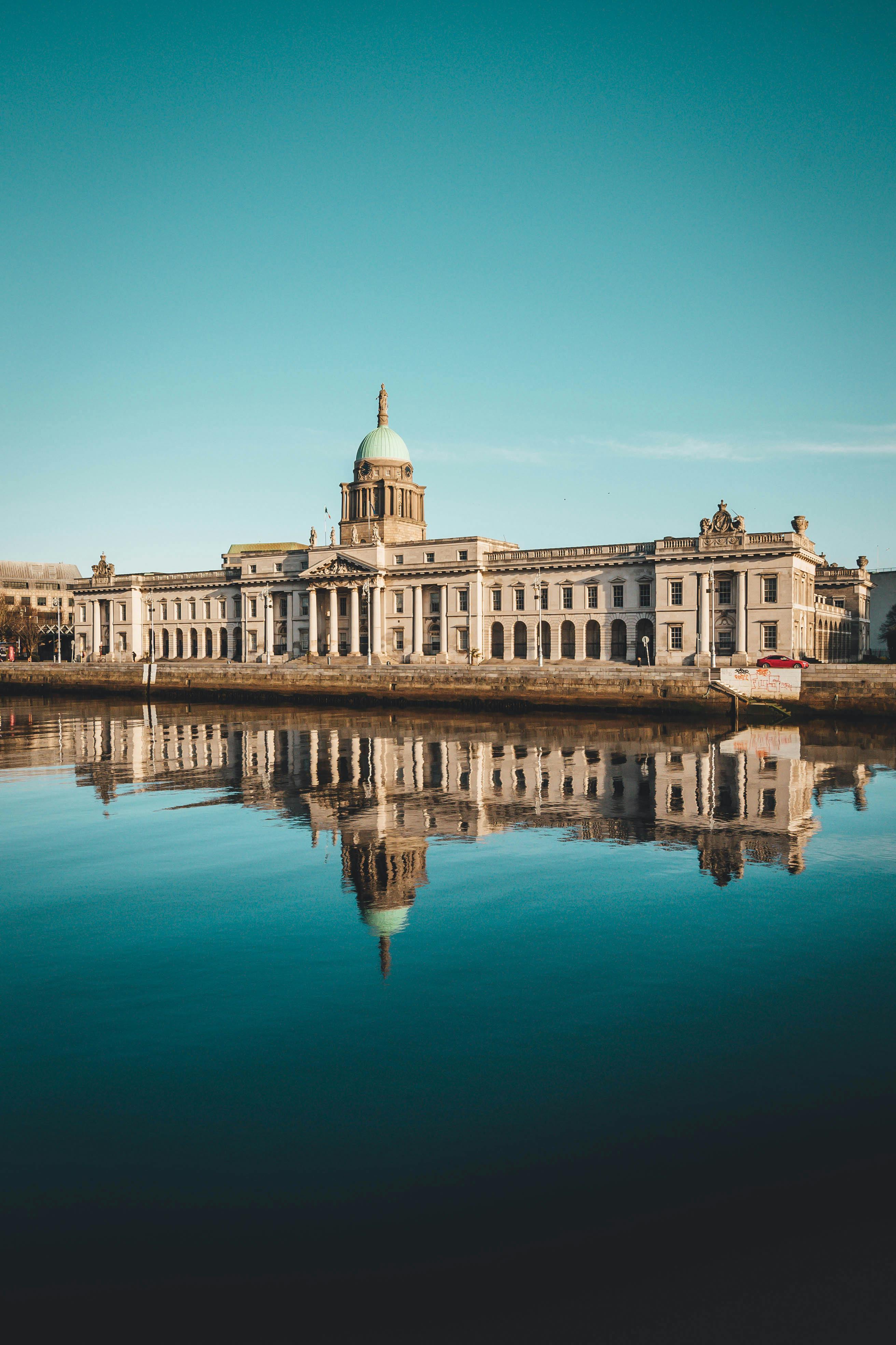 Dublin Budget Travel Guide Dublin cityscape, budget travel, historic landmarks, cultural activities
