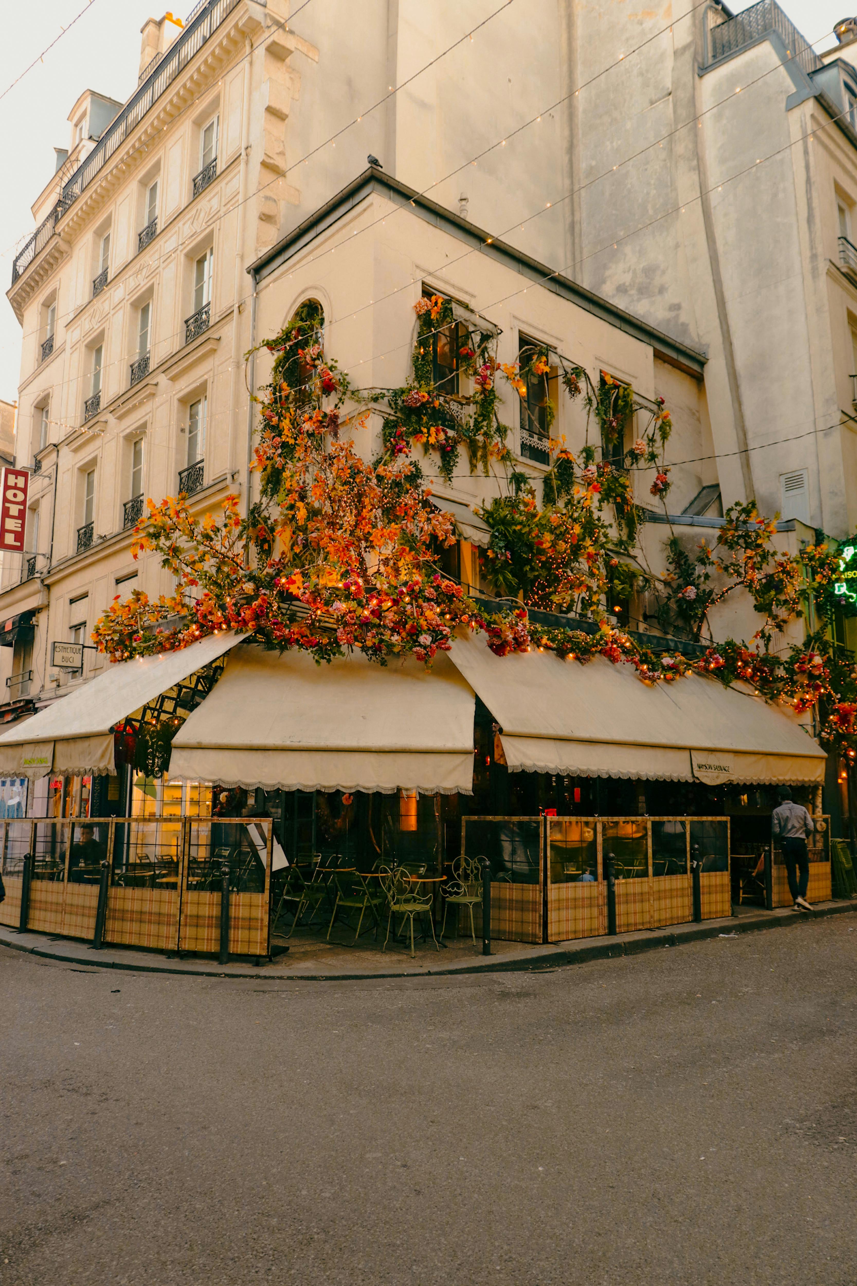 Paris Travel Guide 2026 scenic cityscape with historic architecture and vibrant streets