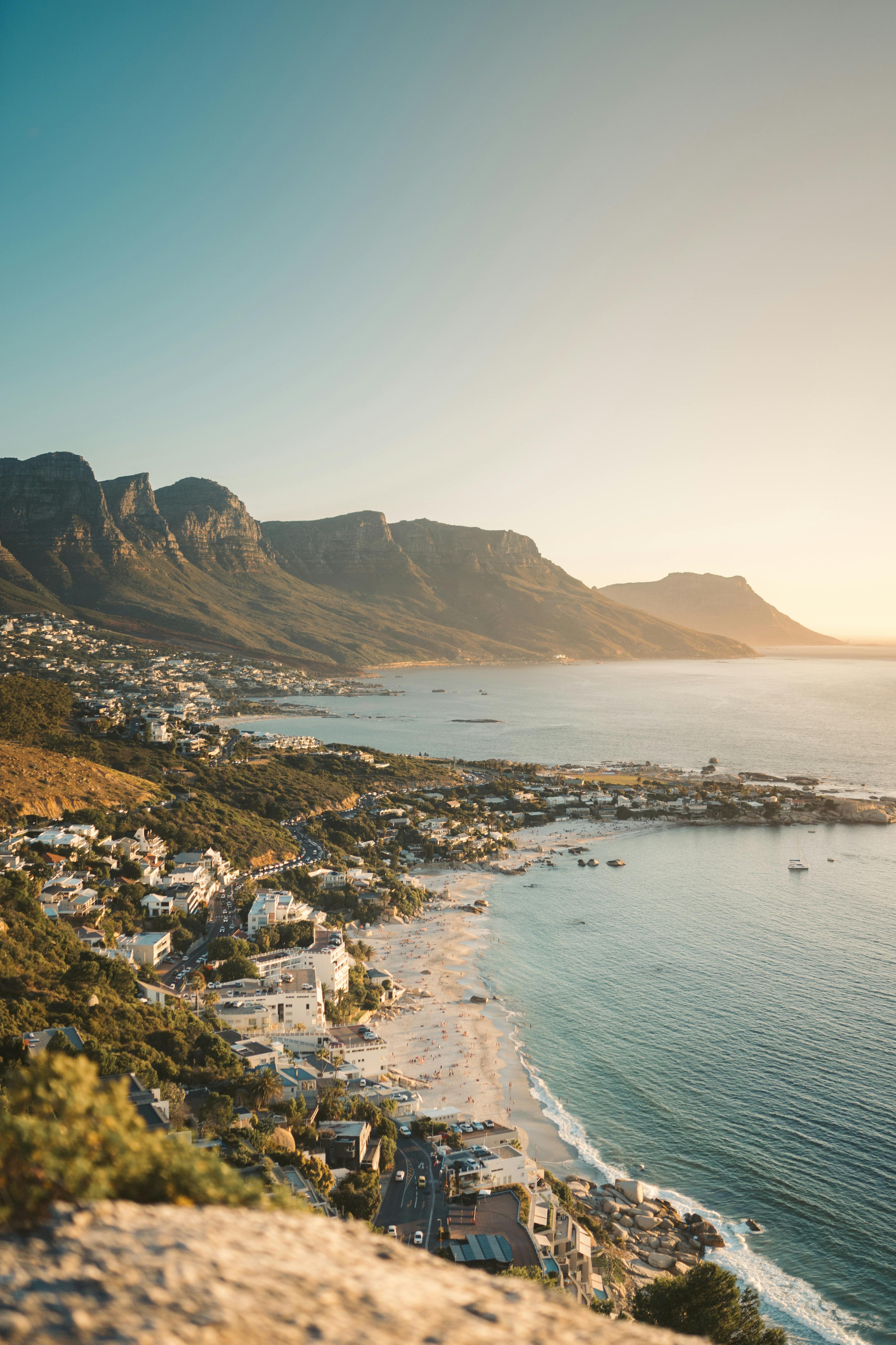 Cape Town Travel Guide scenic landscape, travel destination, mountain and ocean view